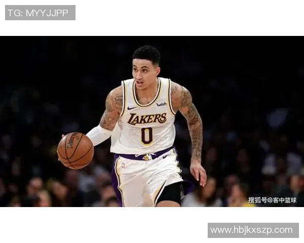 富尔茨在对阵老鹰的比赛中展现出惊人实力引发球迷热议