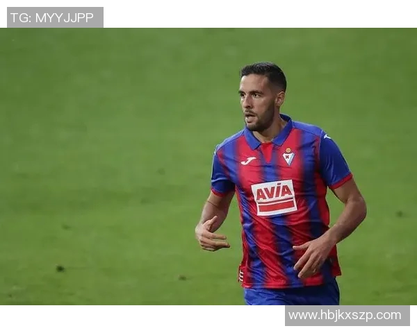 拉斯帕尔与埃瓦尔的激烈对决揭示西乙联赛新格局 拉斯帕尔与埃瓦尔的激烈对决揭示西乙联赛新格局